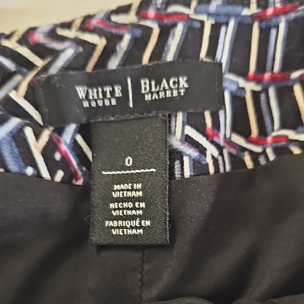 White House Black Market Women's 0 Black and White Skirt - Picture 2 of 8